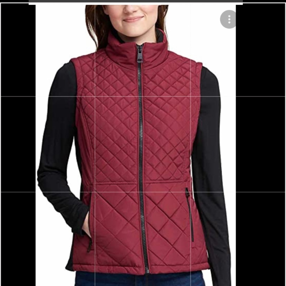 NWOT! Andrew Marc Quilted Winter Vest. Size M